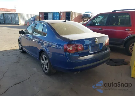 2009 Volkswagen Jetta Tdi z USA, uszkodzony, nr VIN 3VWRL71K39M006812